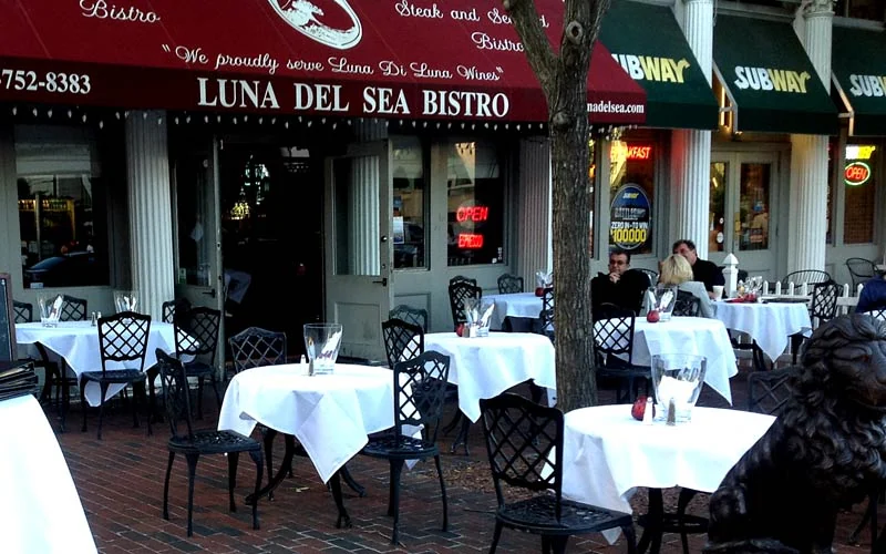 Luna Del Sea Baltimore exterior